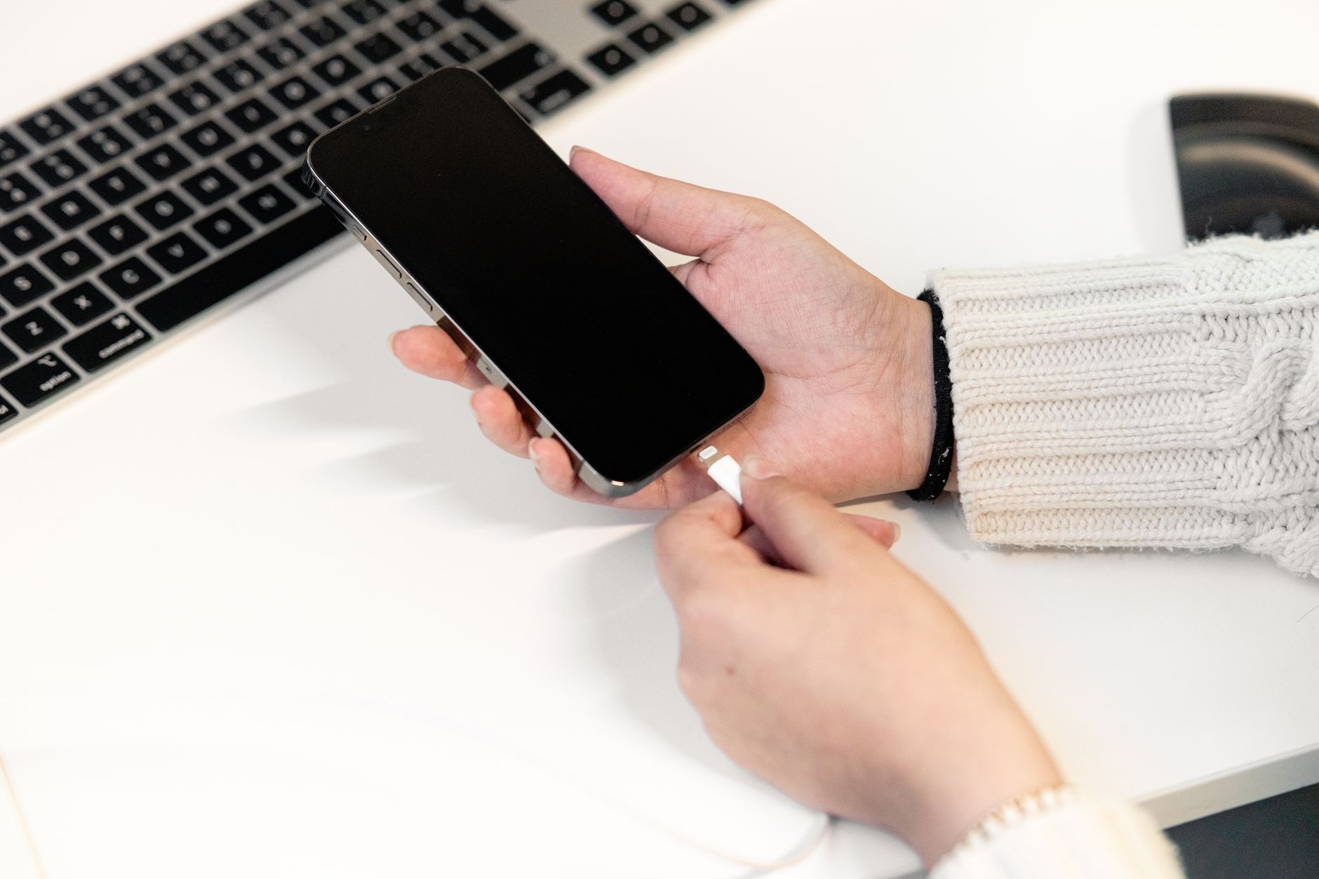 phone overheating, hot phone, cool down phone, thermal fix