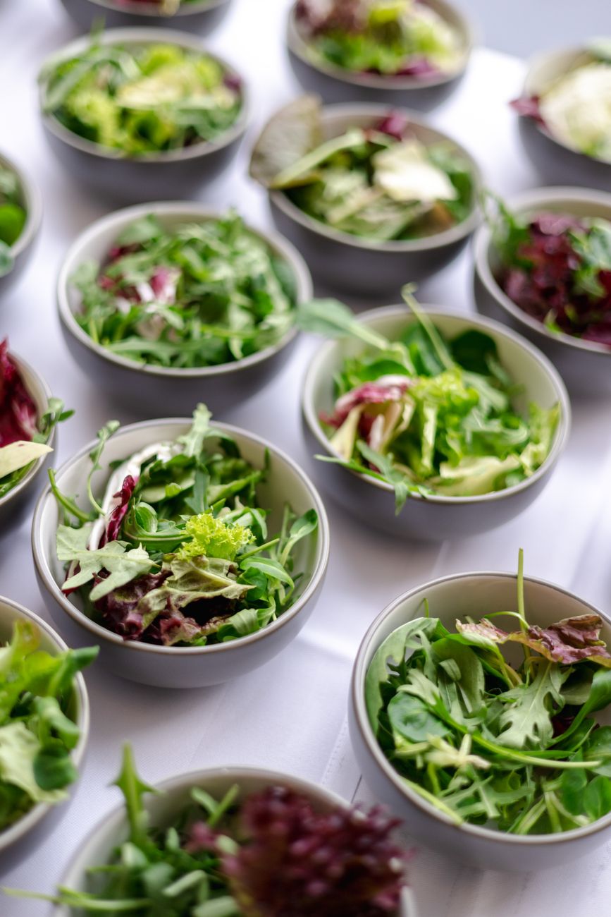 store lettuce, crisp lettuce, lettuce storage, salad greens, fridge hack