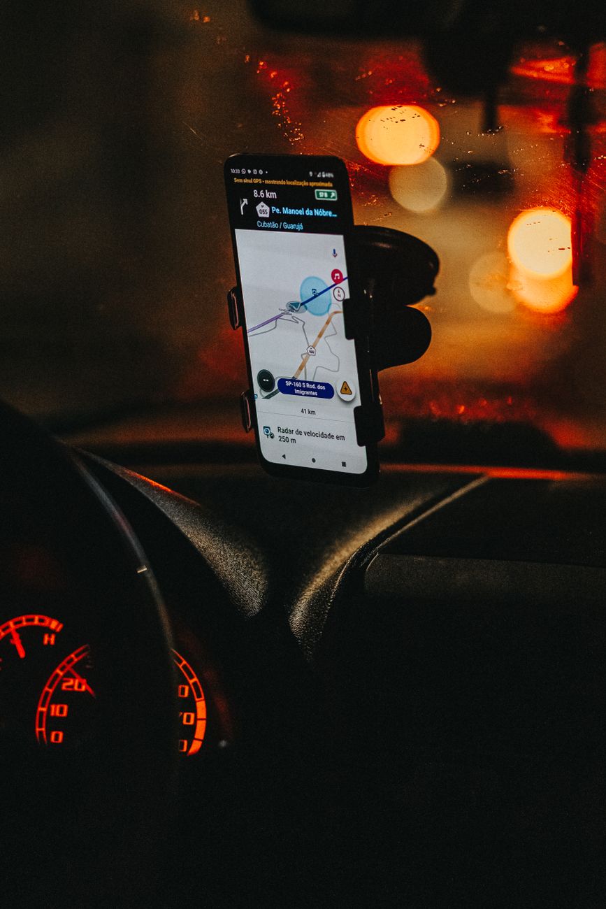 location tracking, app permissions, location privacy, stop tracking, phone settings