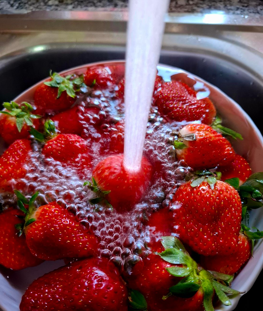 berries fresh, fridge, vinegar wash, mold, fruit storage