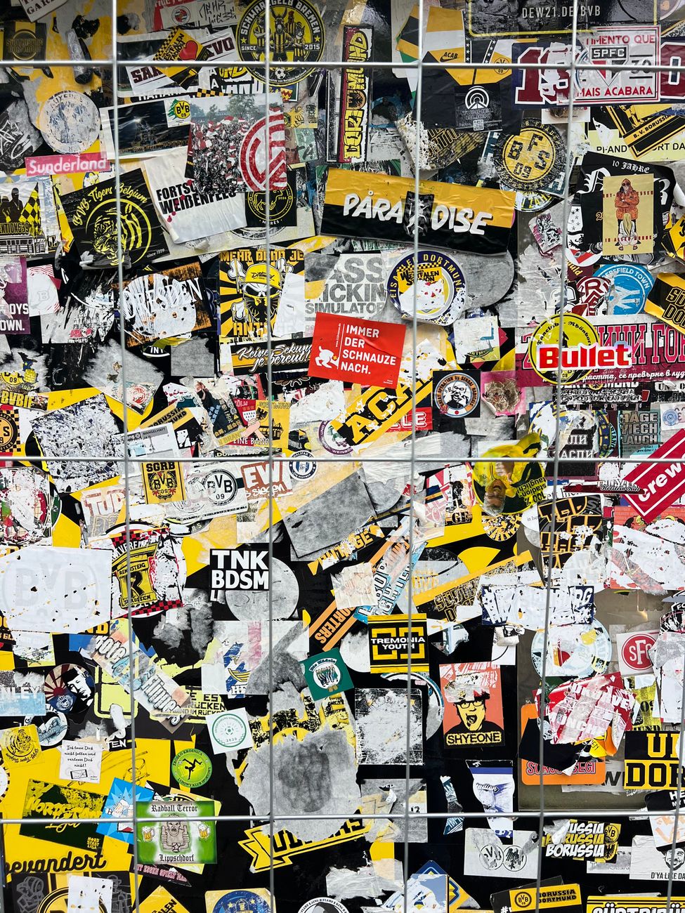 sticker residue, wall cleaning, paint safe, removal hack, home cleaning
