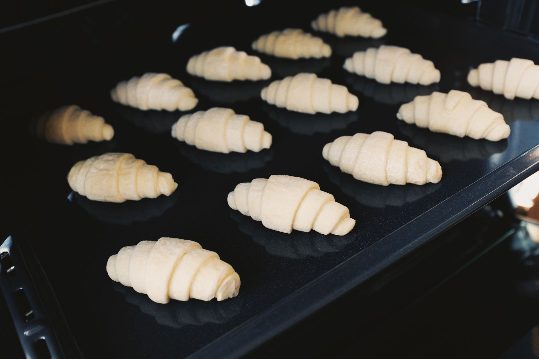 oven rack position, baking placement, hot spots, cookies, even baking