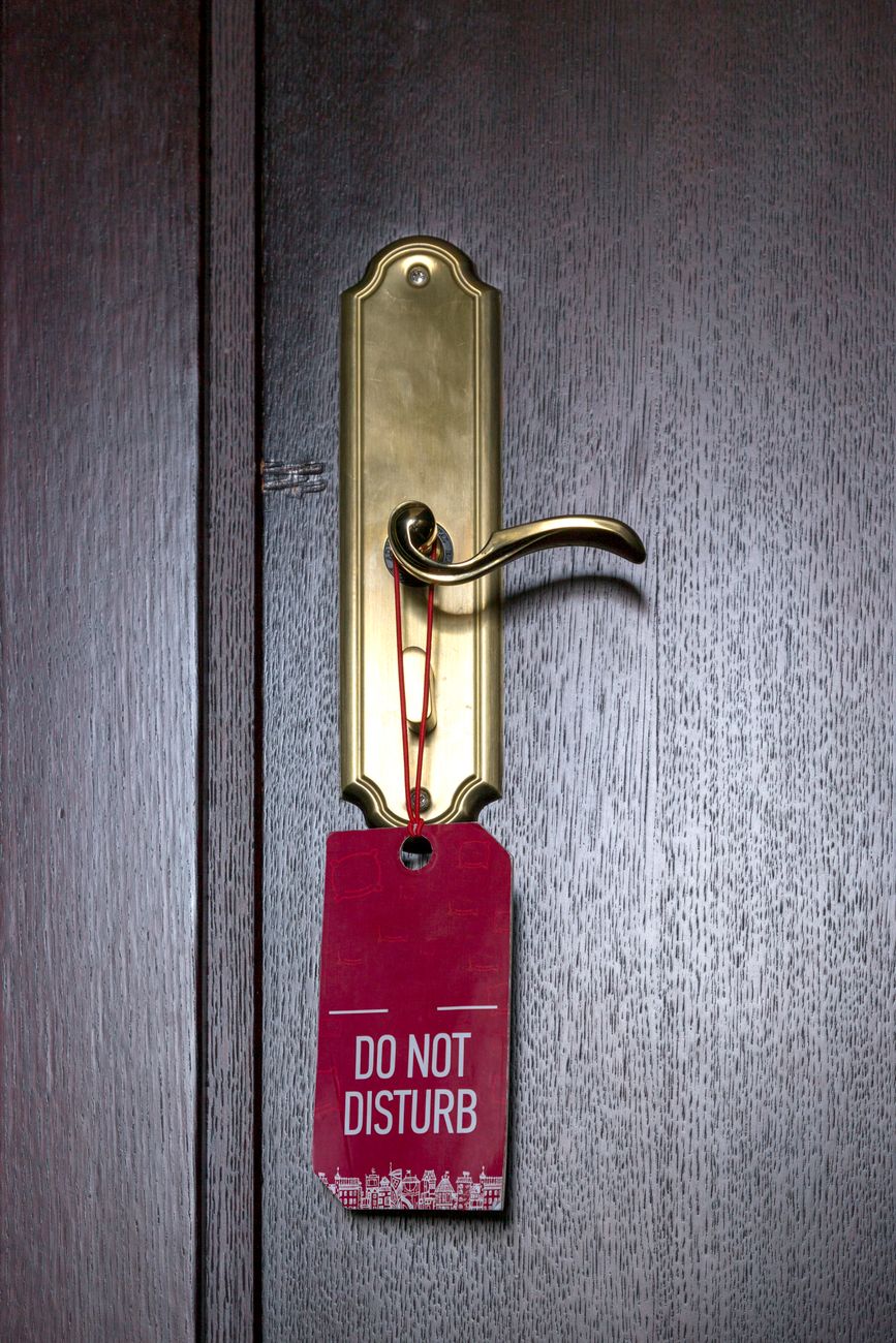 do not disturb, important calls, phone settings, quiet mode, notifications