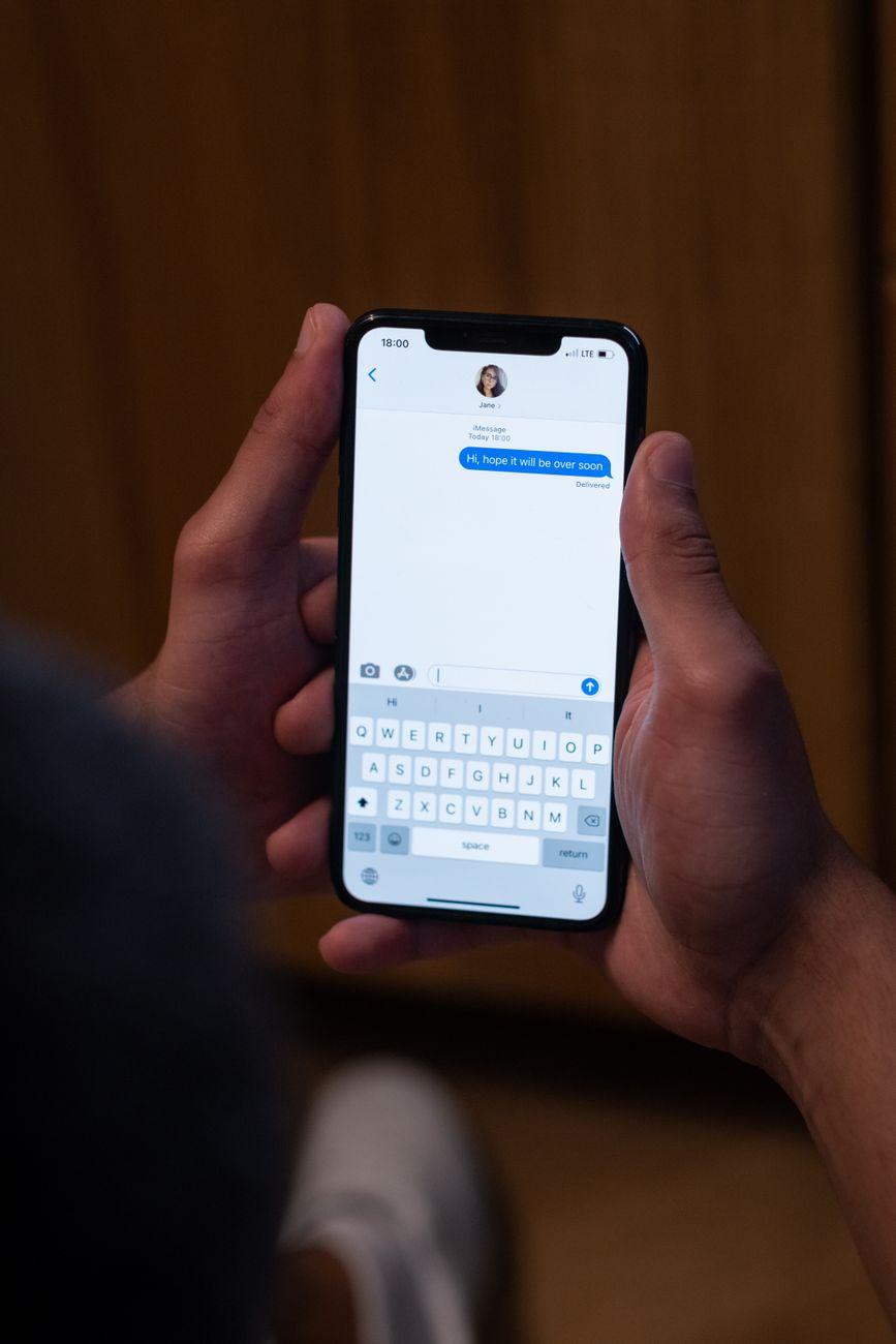 autocorrect, keyboard settings, text replacement, typing tips